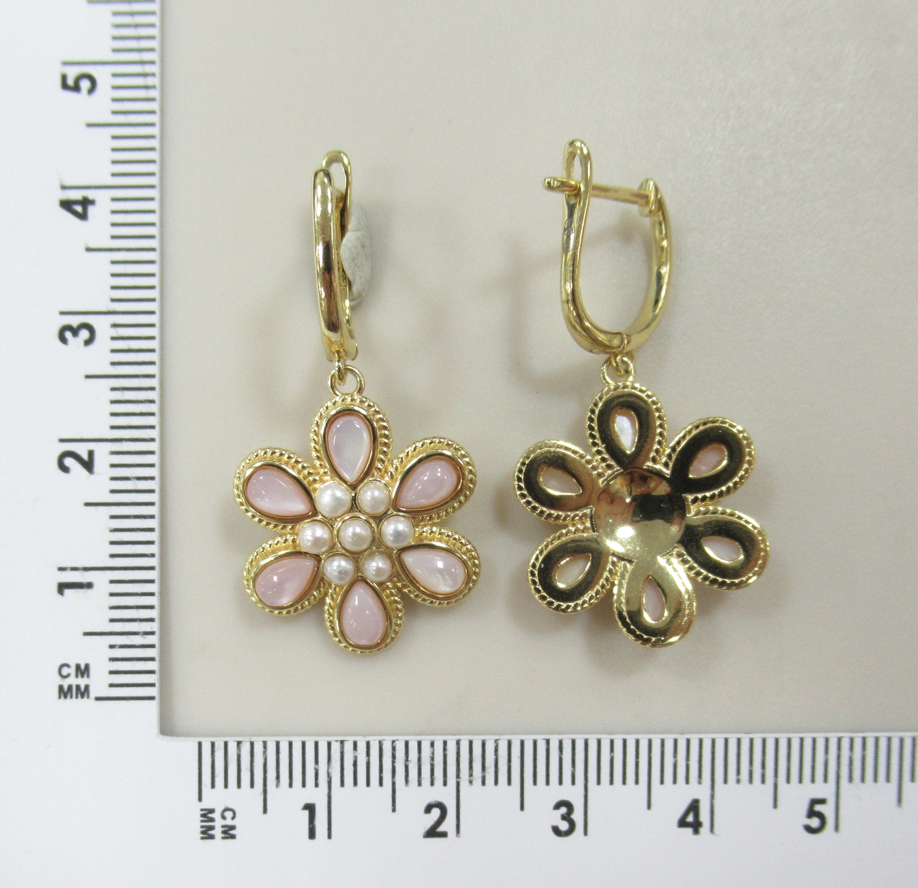 Серебряные серьги с перламутром и жемчугом